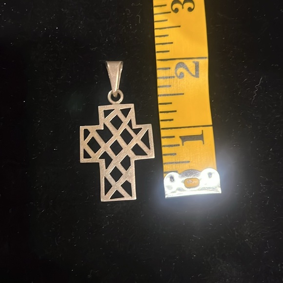 Silpada Sterling Silver Cross Pendant - Picture 4 of 5